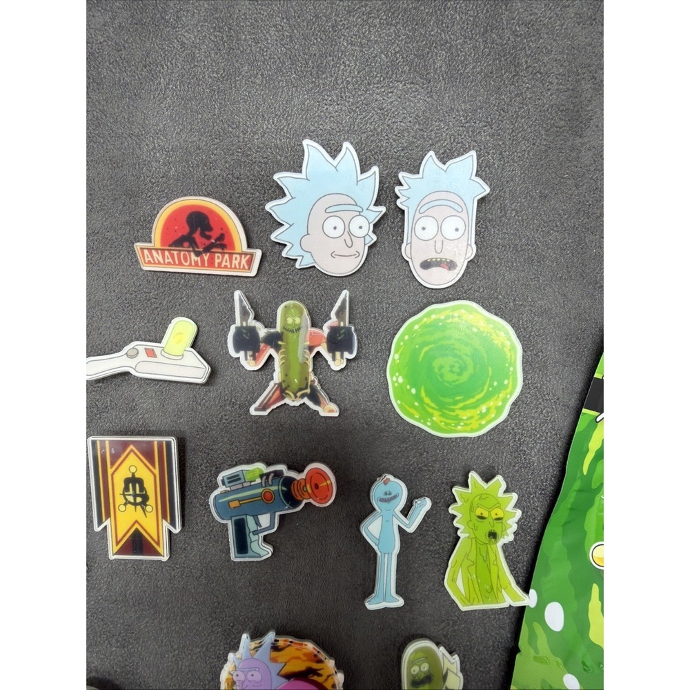 Adult Swim Rick and Morty Collector Button Pins Series 1 Lot of 15 - Picture 4 of 8